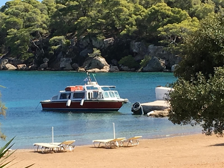 ΘΑΛΑΣΣΙΟ ΤΑΞΙ ΣΠΕΤΣΕΣ | STORM